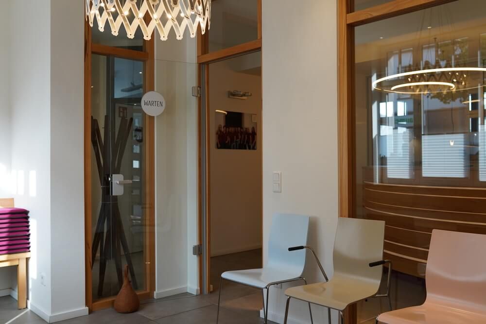 Innenaufnahme der Schwanenpraxis Olpe